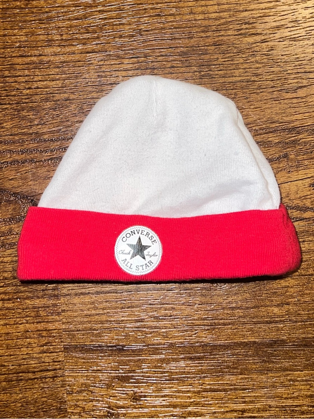 Converse Infant Beanie White Red Chuck Taylor All Star Patch Hat Size 0-6 Month